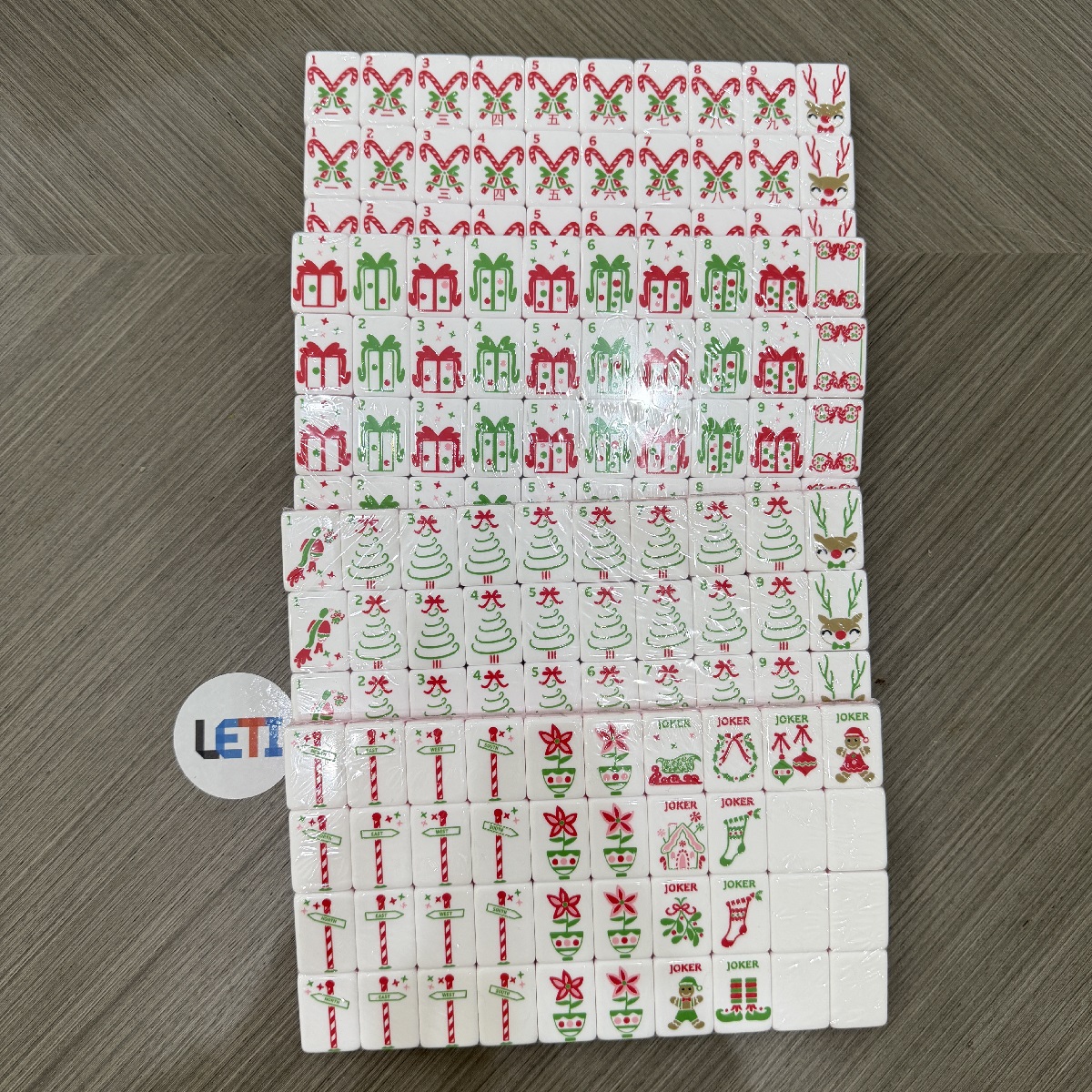 Pink Christmas Mahjong Tiles