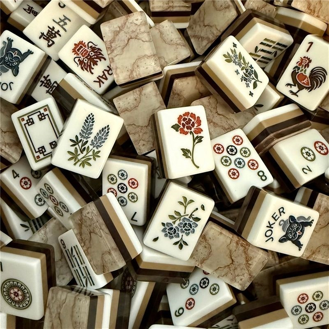 Tumu Wood Mahjong Tiles